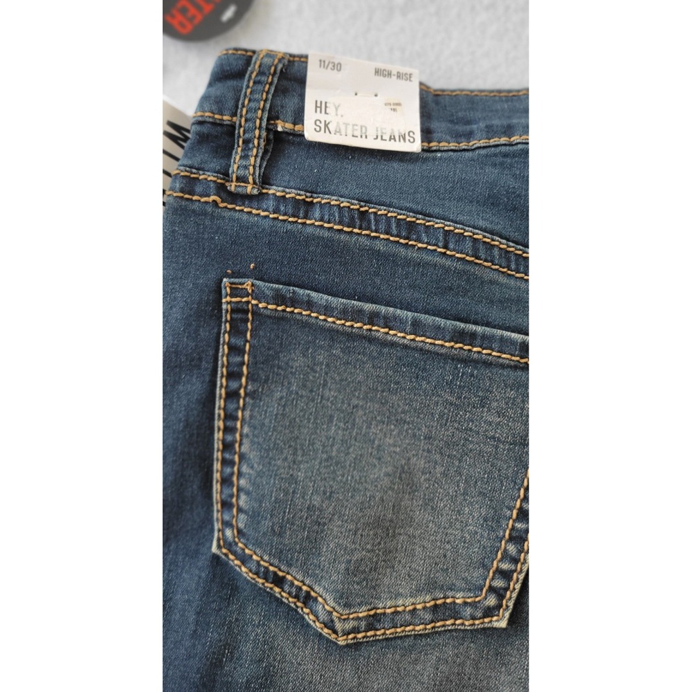 YMI Junior jeans, skater jeans, wide legs, 11/30 high rise, NWT - Picture 12 of 15